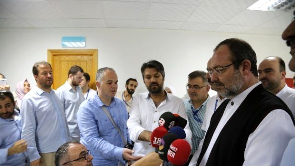 Diyanet İşleri Başkanı Görmez\'den Mekke\'deki Kazazedelere Ziyaret