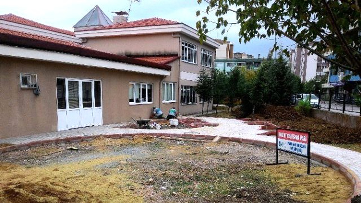 İzmit Belediyesi\'nden Anaokuluna Oyun Bahçesi