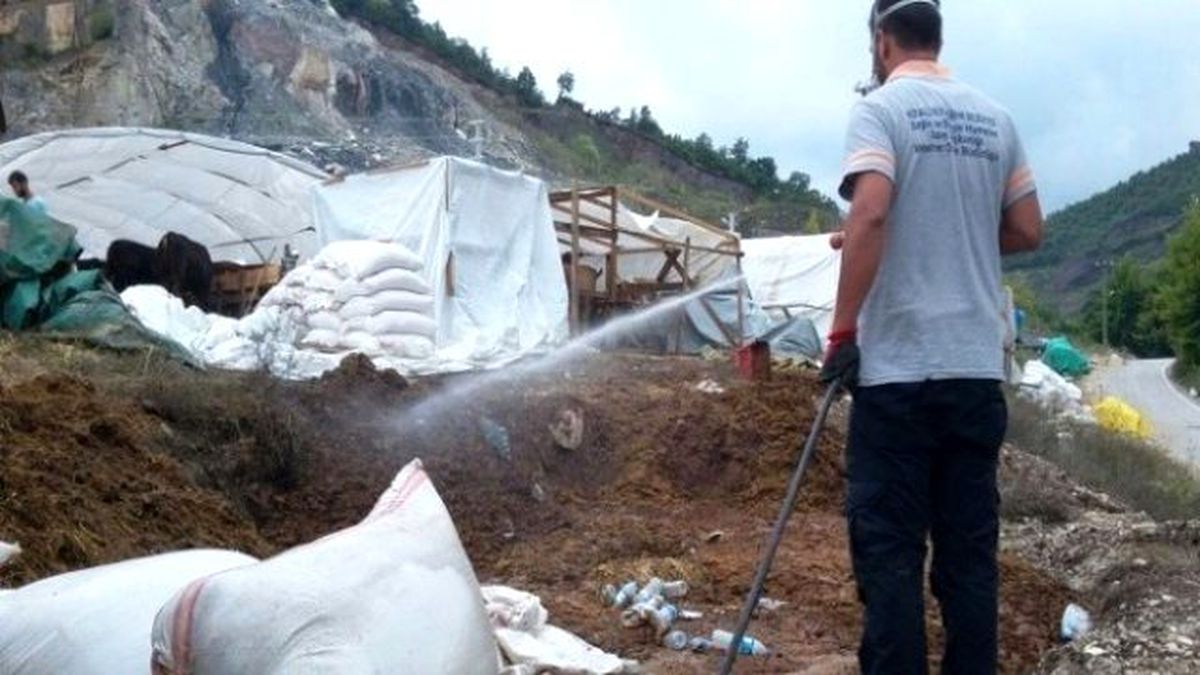 Kurban Satış Yerleri İlaçlandı