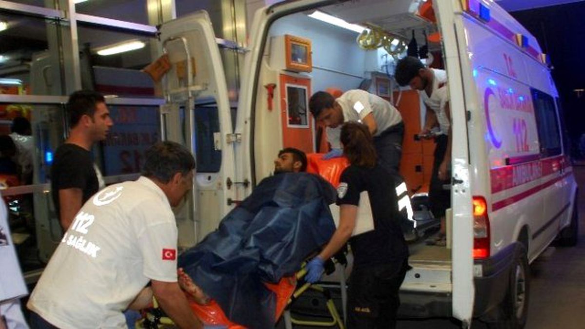 Suriyeliler Arasında Bıçaklı Kavga: 2 Yaralı