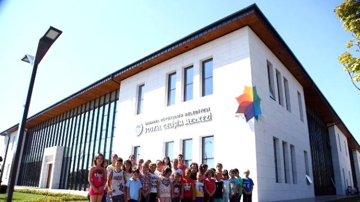 Velilerden Sosyal Gelişim Merkezine Tam Not