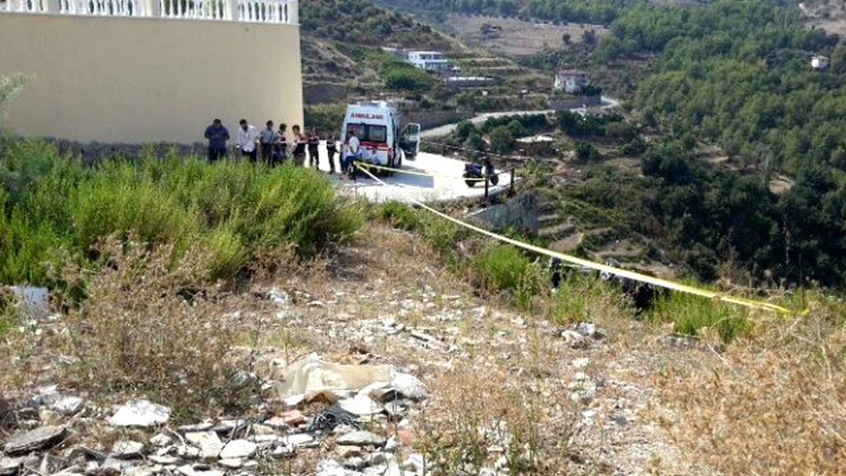 Villada Arama Yapmak İsteyen Jandarmaya Ateş Açıldı