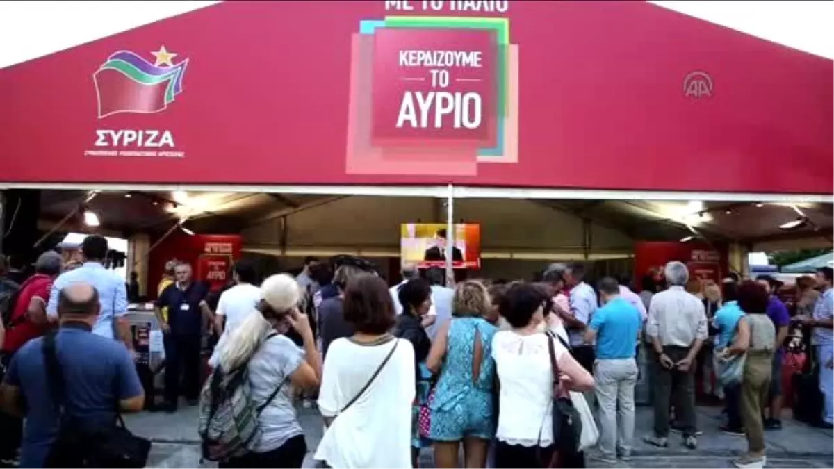 Yunanistan'da Sandıklar Açıldı - Syriza Destekçileri