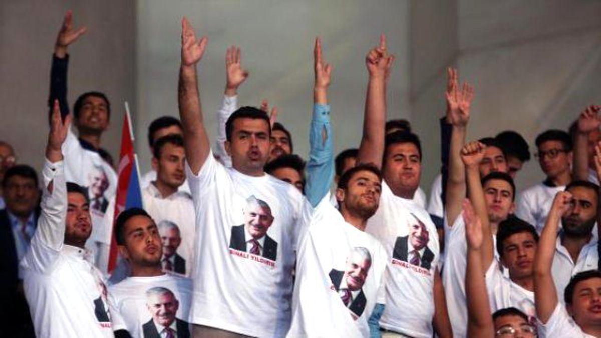 AK Parti\'de Aday Tanıtım Toplantısı Ankara\'da Yapılıyor (1)