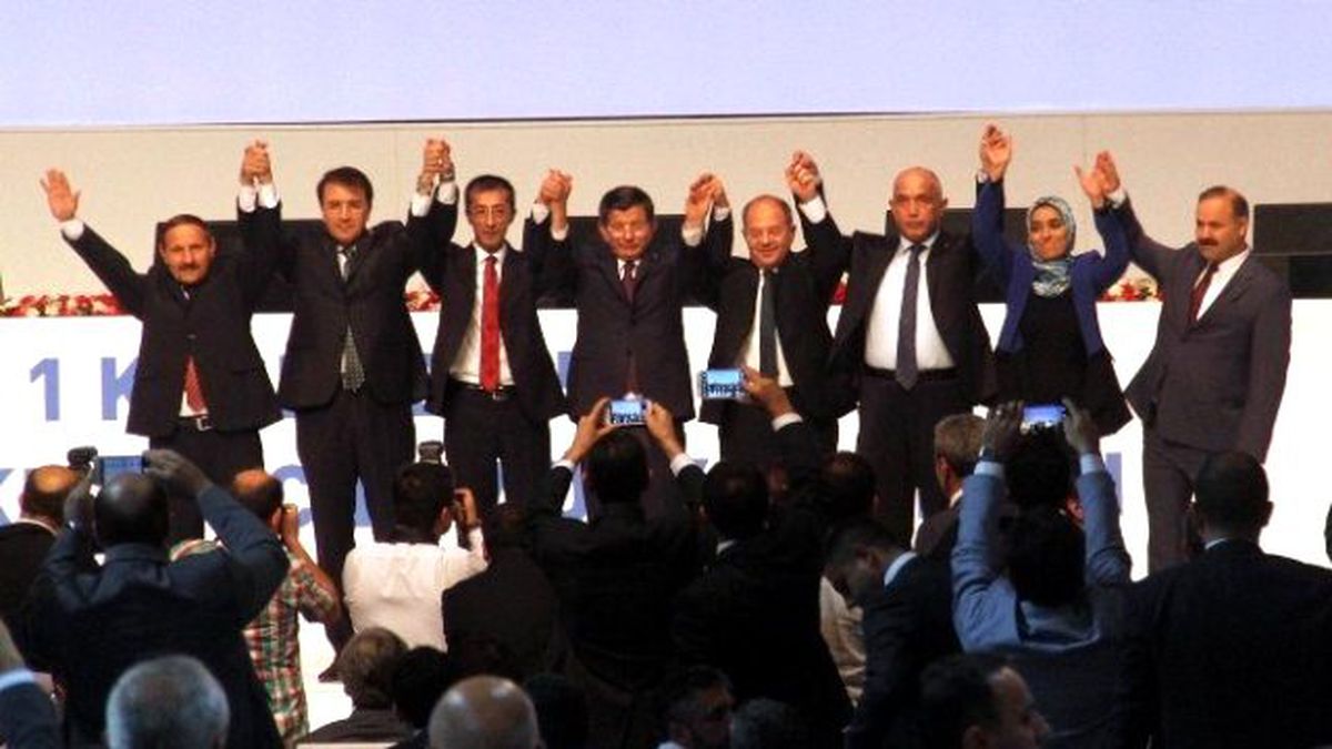 AK Parti Erzurum Adayları Tanıtıldı