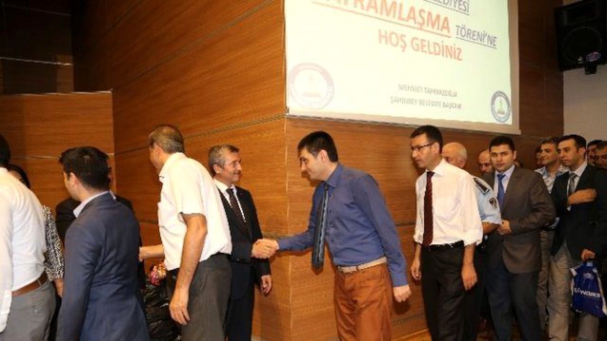 Başkan Tahmazoğlu Personelle Bayramlaştı