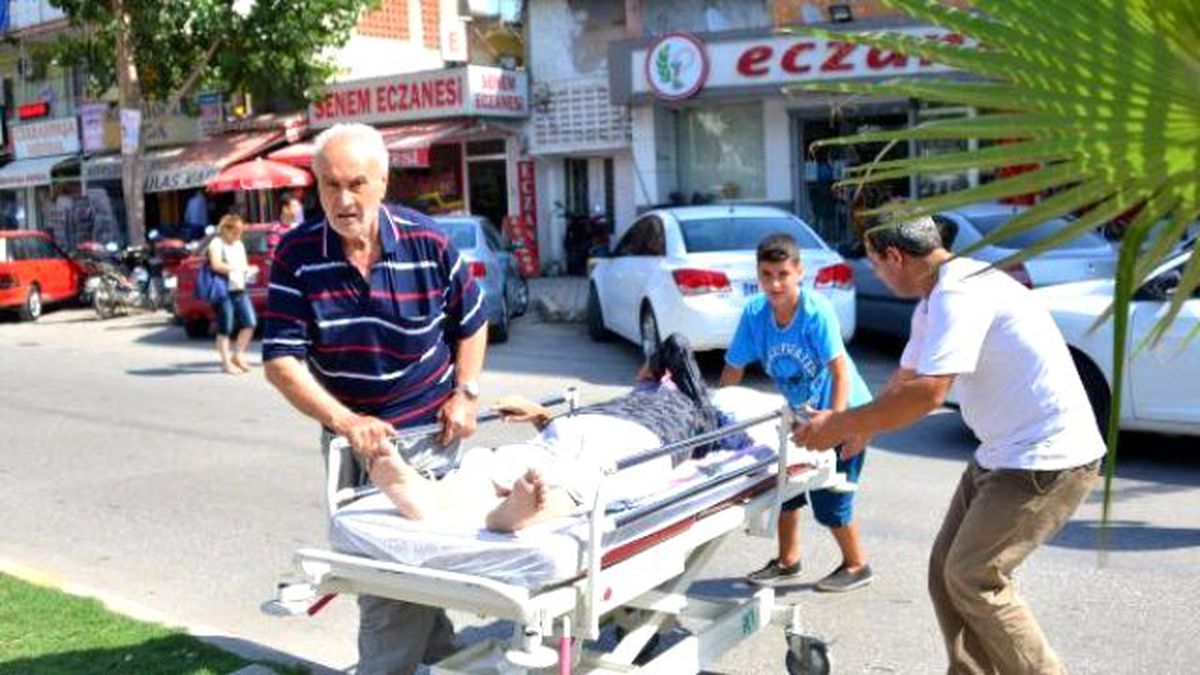 Bulvarda Sedye ile Hasta Nakli