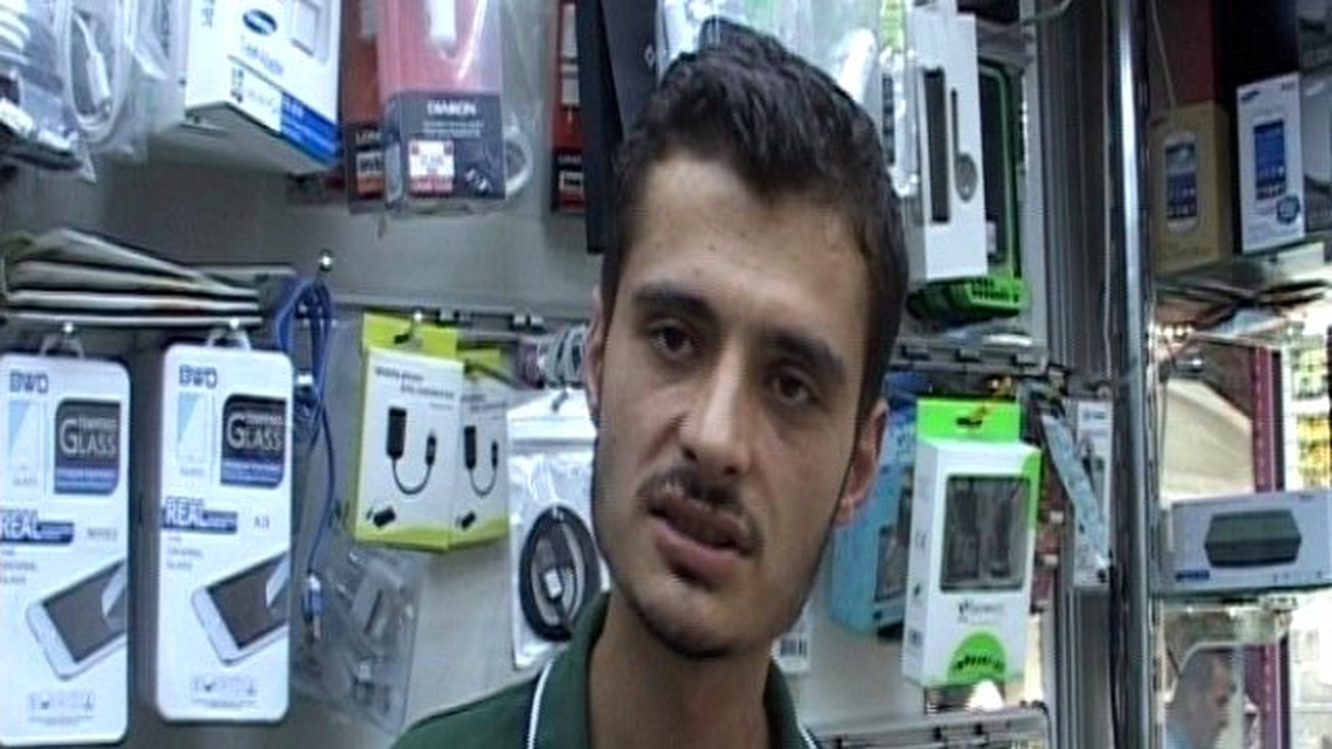 Kayseri\'de Hırsızlık Anı Saniye Saniye Güvenlik Kamerasına Yansıdı