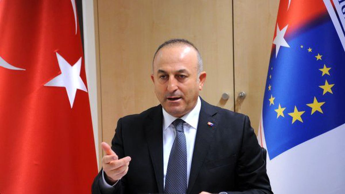 Mevlüt Çavuşoğlu: Başkanlık Sistemi Olmazsa Olmazımız Değil