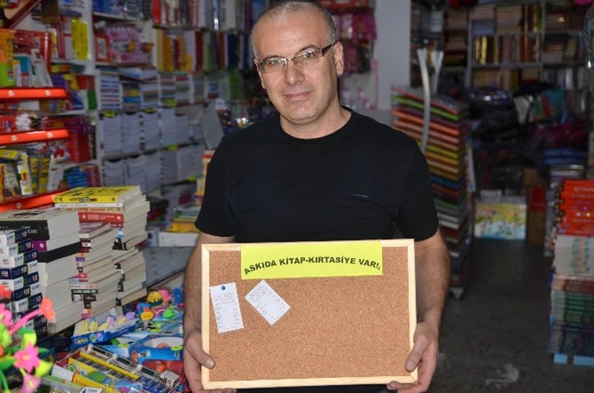 Seydişehir\'de "Askıda Kitap-kırtasiye" Kampanyası