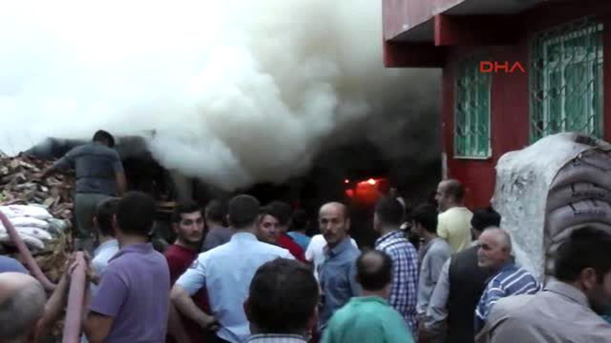 Sivas - Suşehri\'nde Korkutan Yangın