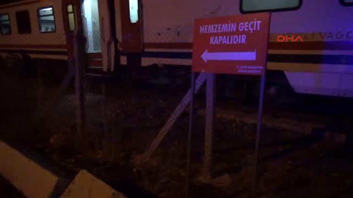 Sivas\'ta Trenin Çarptığı Kişi Yaşamını Yitirdi