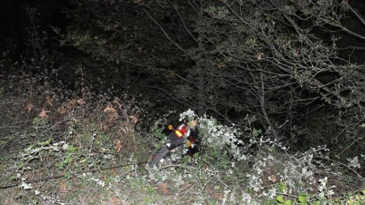 Uçuruma Yuvarlanan Motosikletin Sürücüsü Öldü