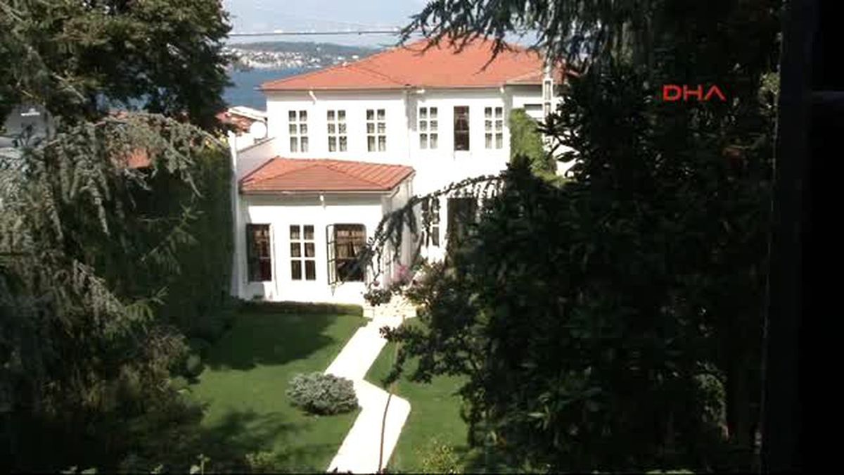 Ünlü Yalıda Yangın Alarmı