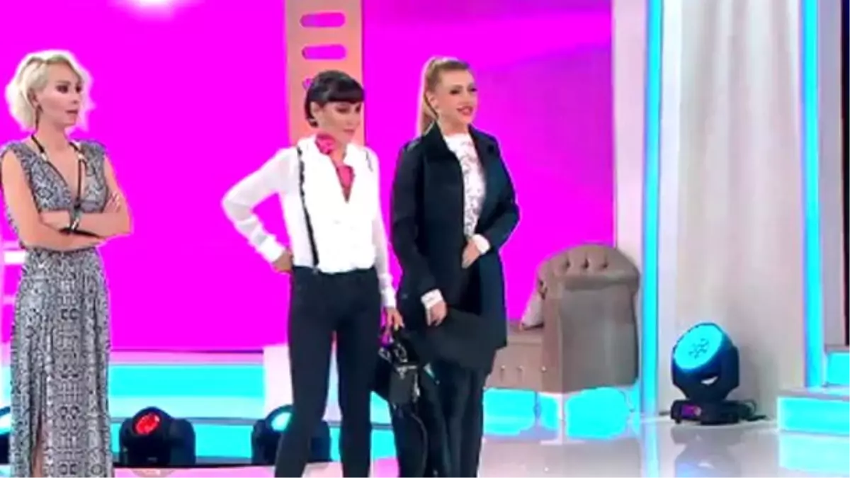 20.bölüm Yarışmacılar Aycan Nurcan Şencan Kardeşlerin Stilini Değerlendirdi