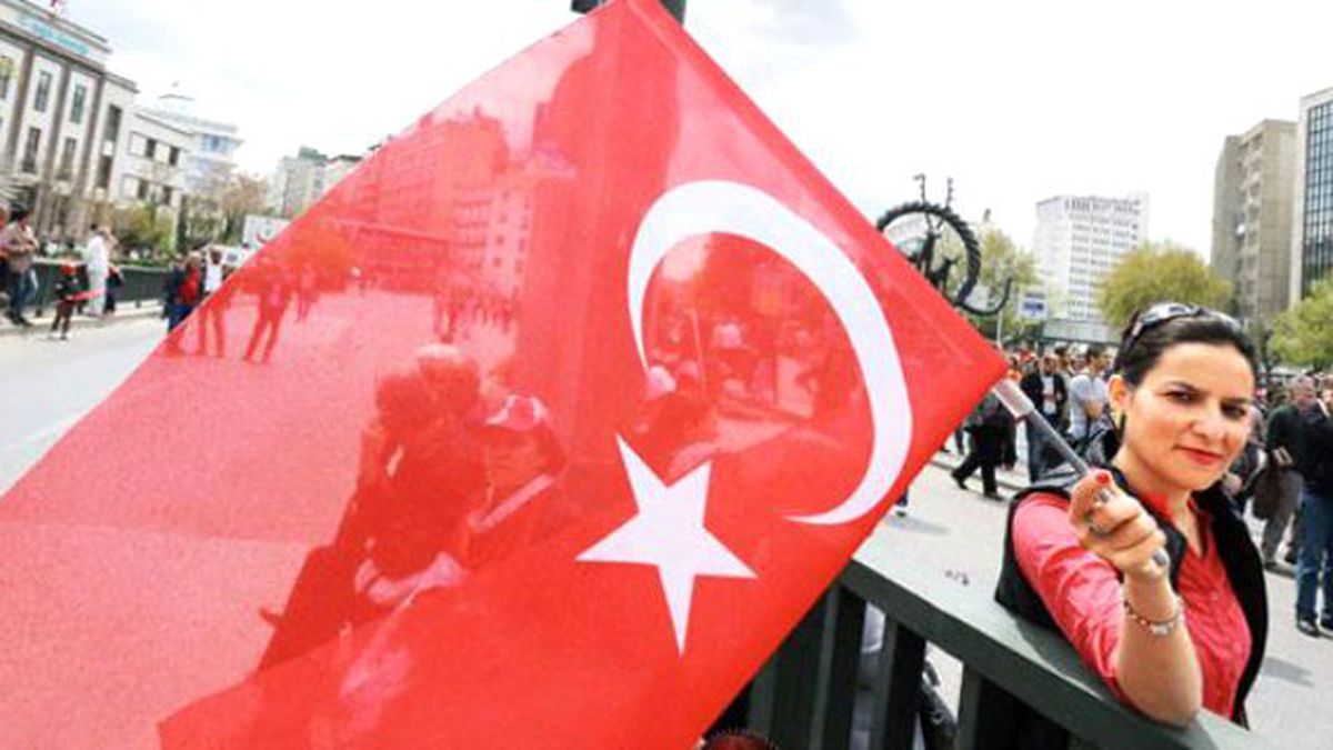 AK Parti'nin Büyüme İddialarına Bakanlıktan Şaşırtan Cevap