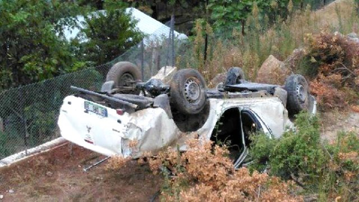 Aski\'ye Ait Kamyonet Takla Attı: 1 Ölü, 2 Yaralı