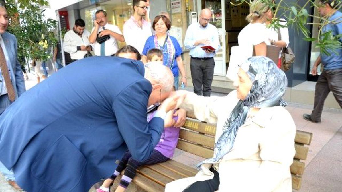 Çakırözer\'den Bayram Öncesi Esnaf Ziyareti