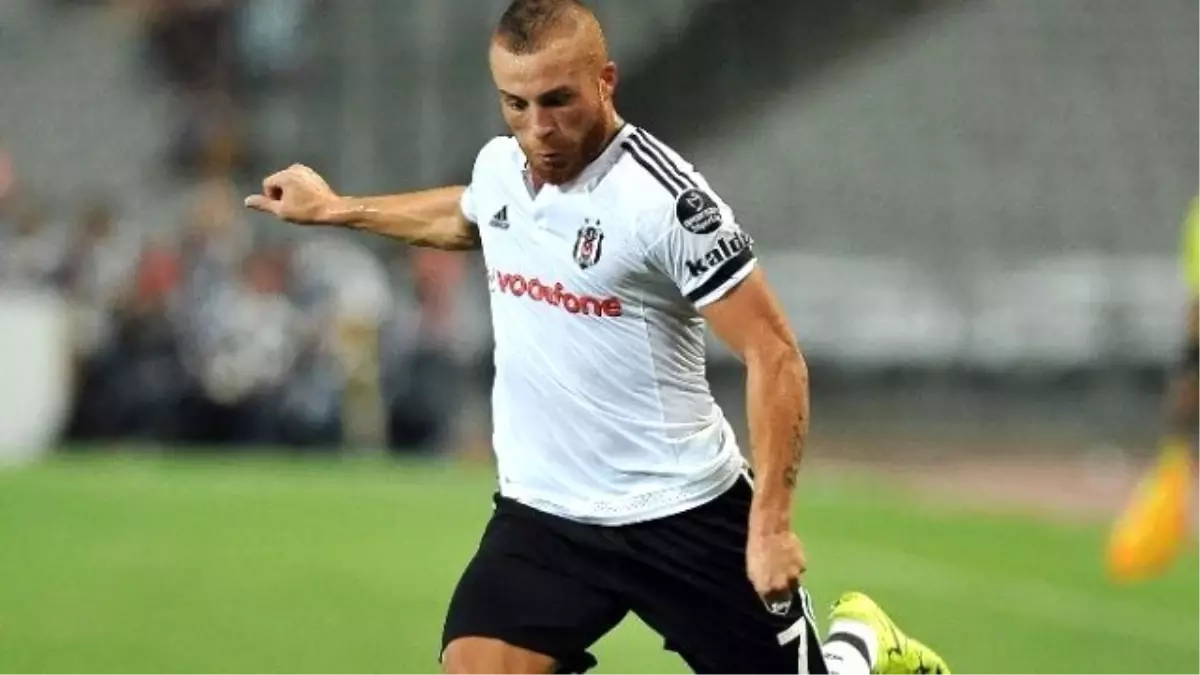 Gökhan Töre Beşiktaş Tarihine Geçti