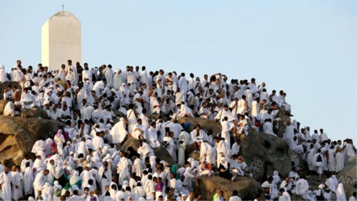 Milyonlarca Hacı Adayının Arafat Yolculuğu Başladı