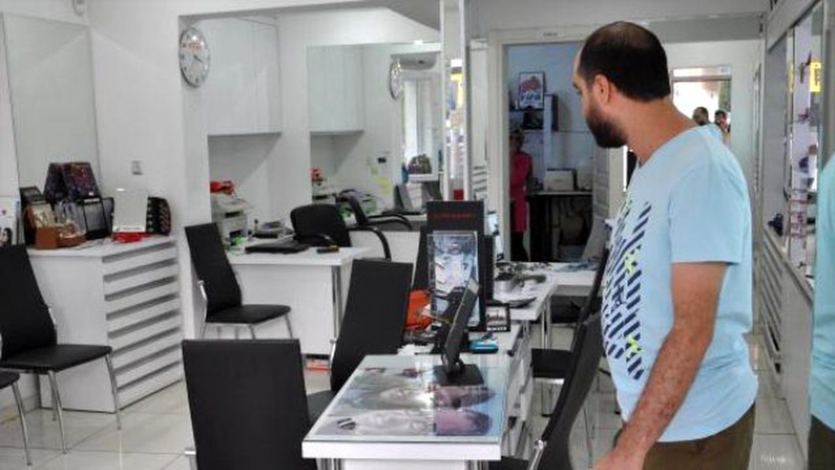 Kaçan Kurbanlık Dana Gözlükçüde Yakalandı