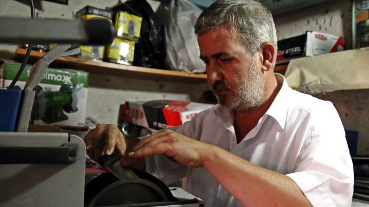 Kurbanlar Hazırlandı, Bıçaklar Bilendi