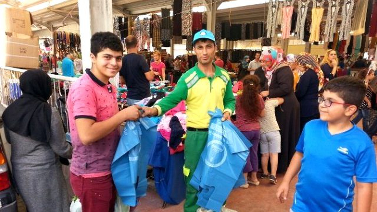 Kurbanlıklar İçin Atık Poşet Dağıtıldı
