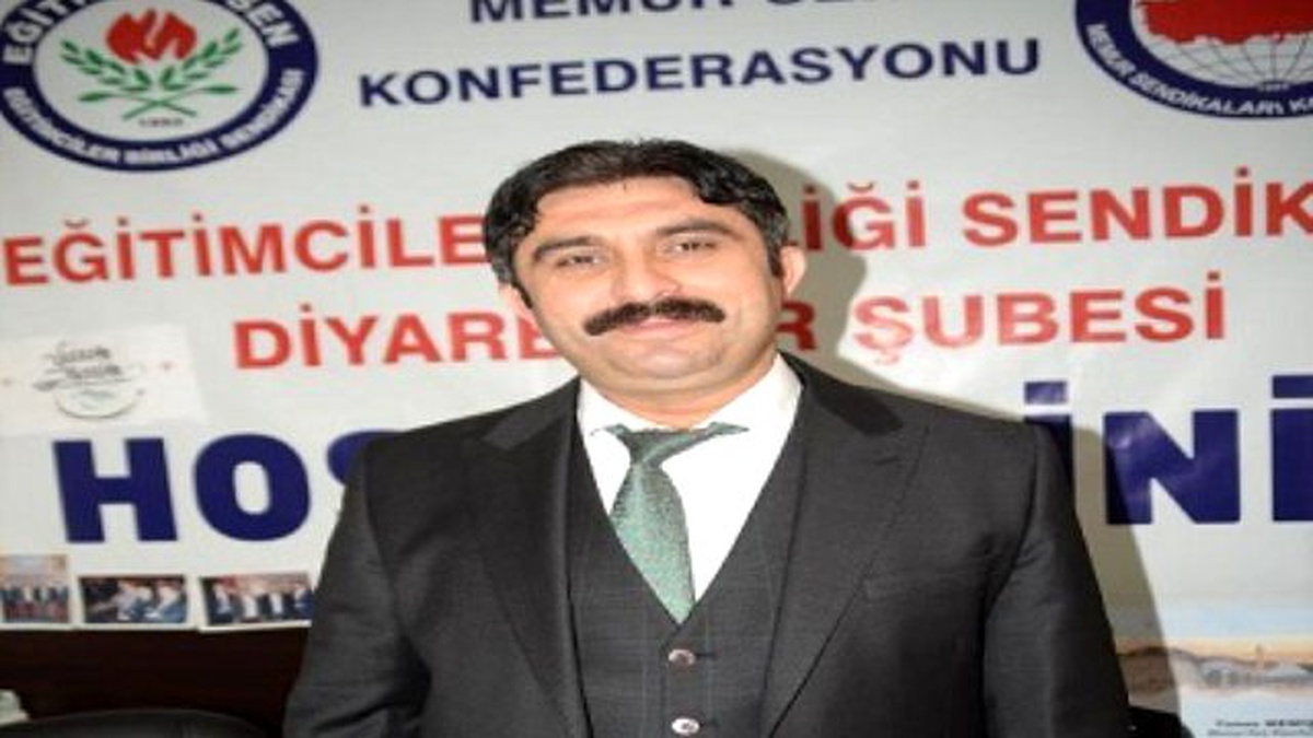 Memiş\'lerin Biri İstifa Ederek Krizi Sonlandırdı