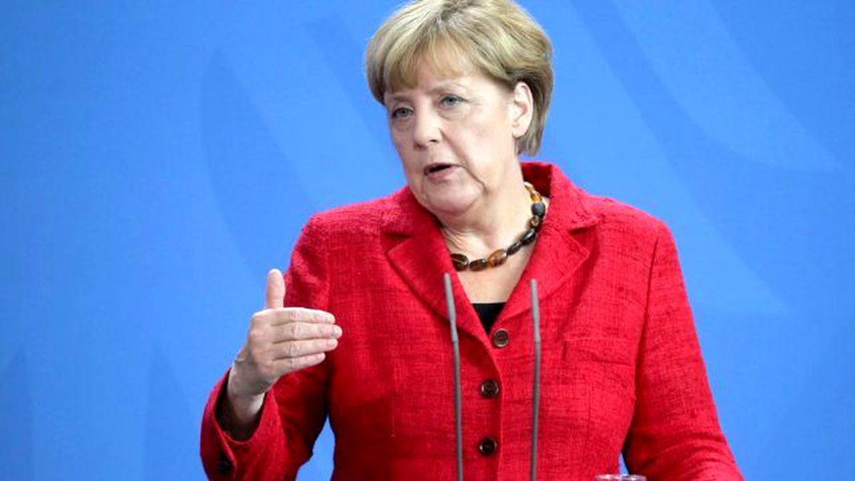 Merkel: Sığınmacılar Konusunu Türkiye ile Müzakere Etmek Zorundayız