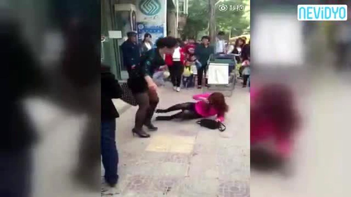 Öldüresiye Dövdü, Kimse Ayıramadı...
