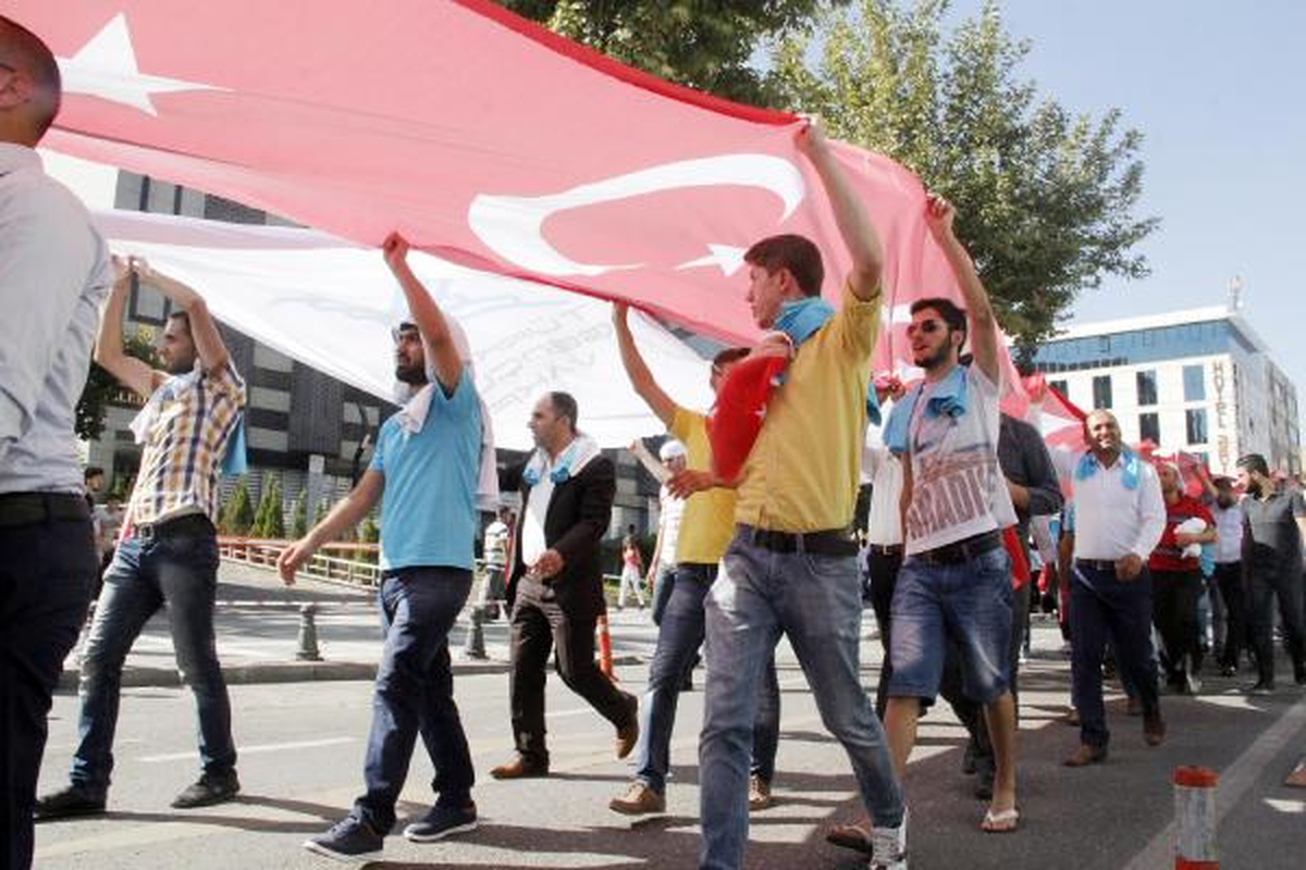 Şanlıurfa\'da Kardeşlik Yürüyüşü