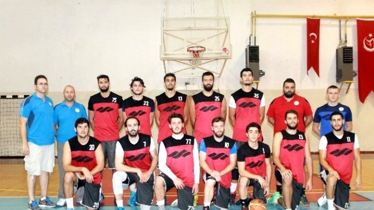 Yalova\'nın Dev Adamları Hazırlık Maçında Güldü