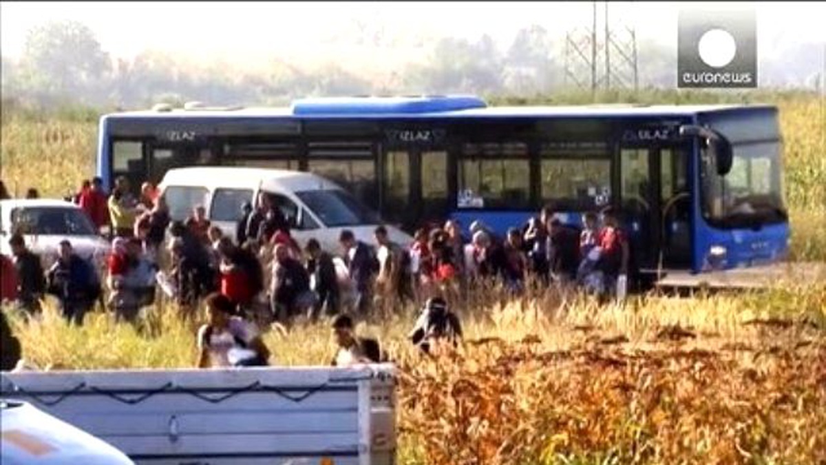 AB Liderleri Suriye\'nin Komşularına Maddi Yardımı Görüşüyor