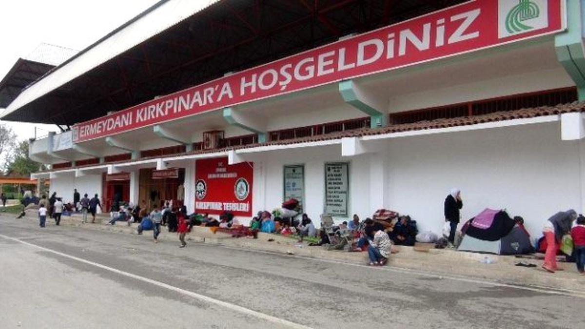 Avrupa Hayaliyle Bekleyiş 9 Gündür Sürüyor