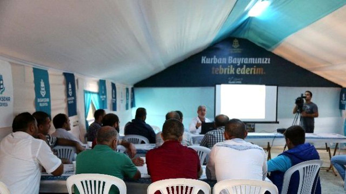 Başakşehir Belediyesi Kasaplara Kesim Eğitimi Verdi