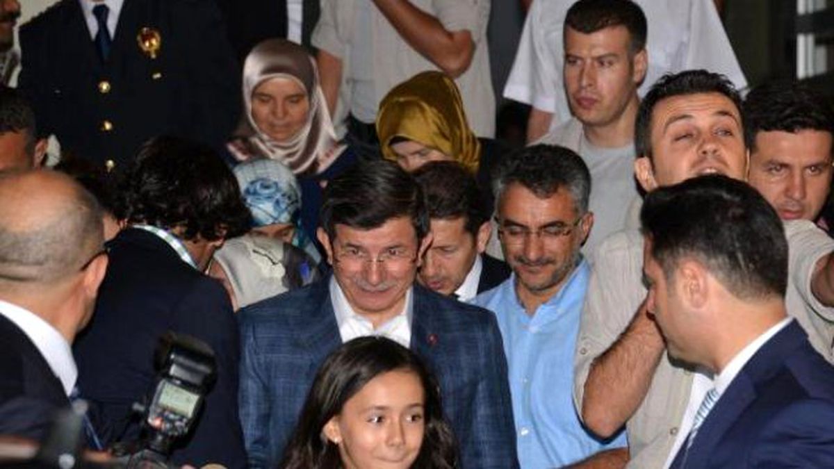 Başbakan Davutoğlu, Memleketi Konya\'da