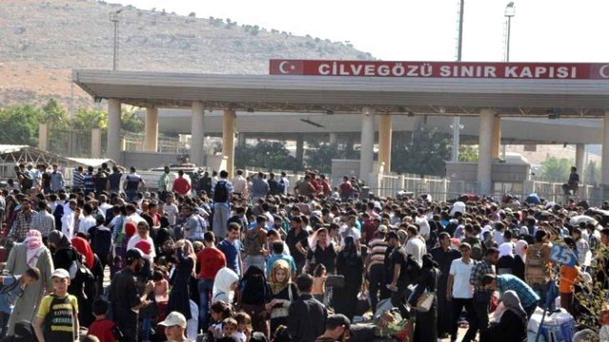 Binlerce Suriyeli Bayram İçin Ülkelerine Gidiyor