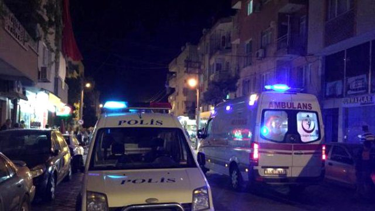 Evine Gittiği Kadının Boğazını Keserek Öldürdü, Annesini de Ağır Yaraladı