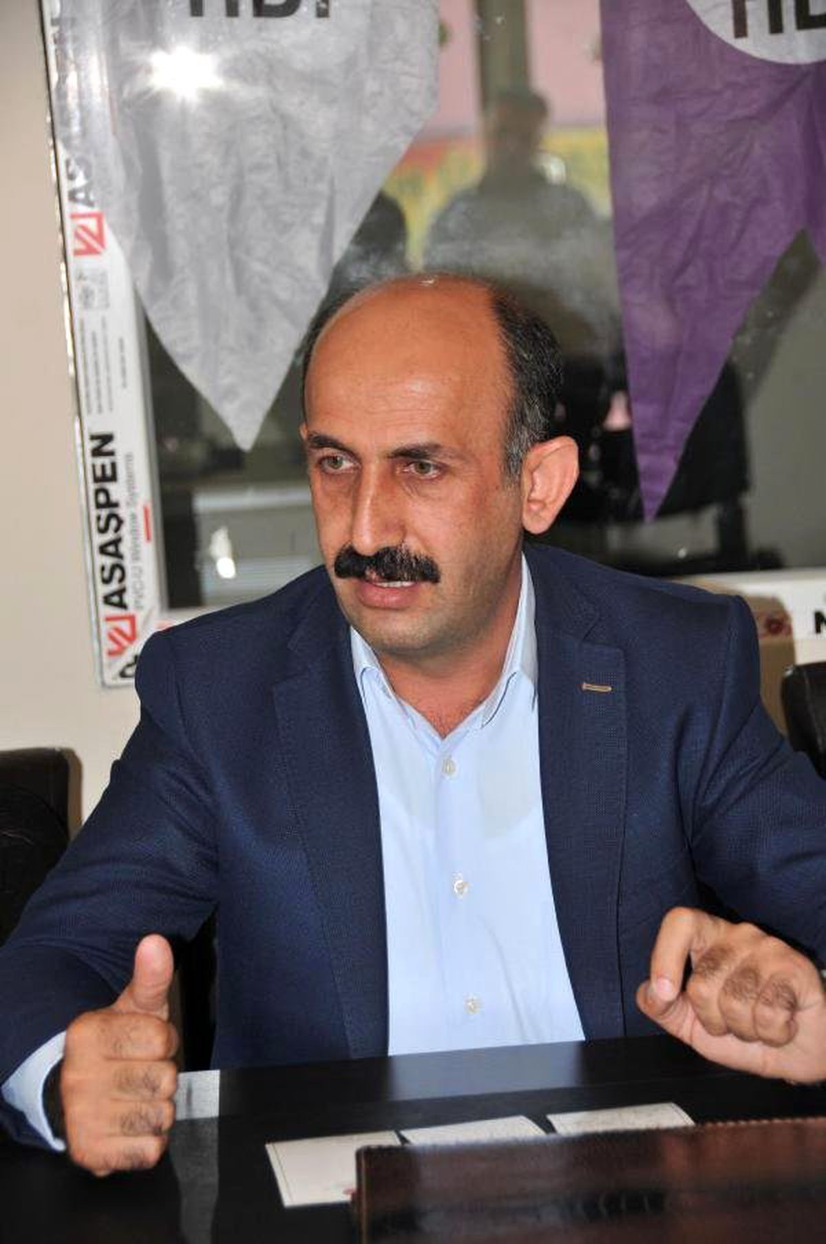 Hdp\'li Akdoğan\'dan AK Parti Hakkari Teşkilatına Eleştiri