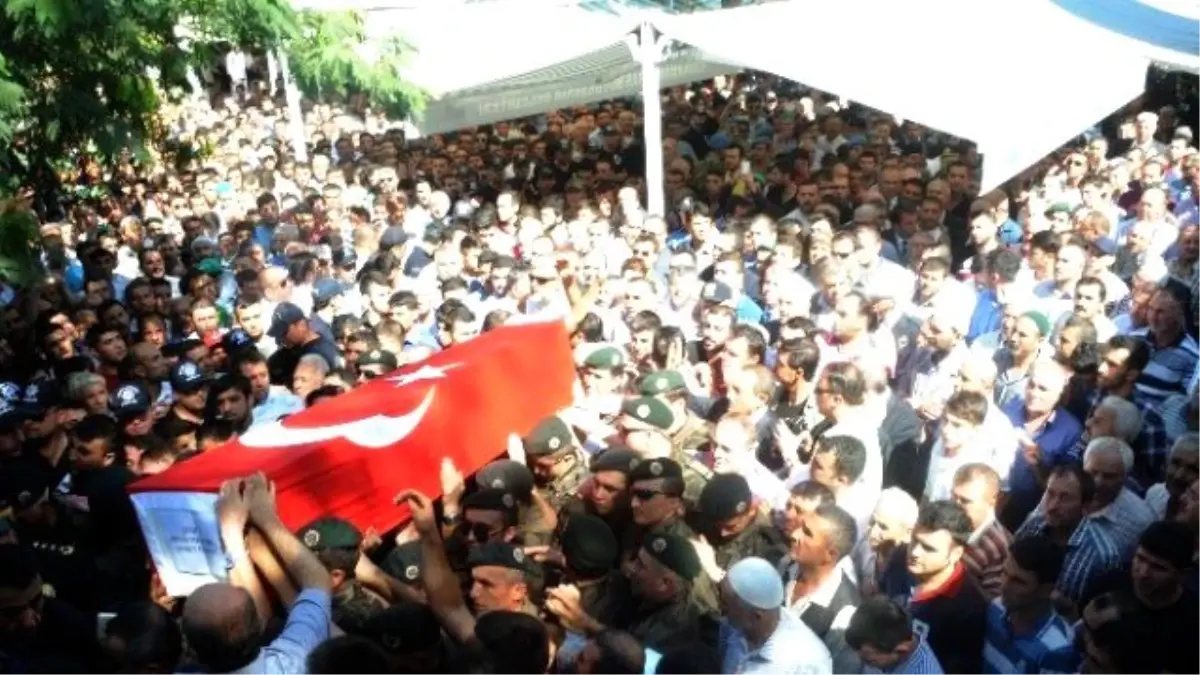 Kahramanmaraş Şehidini Uğurladı