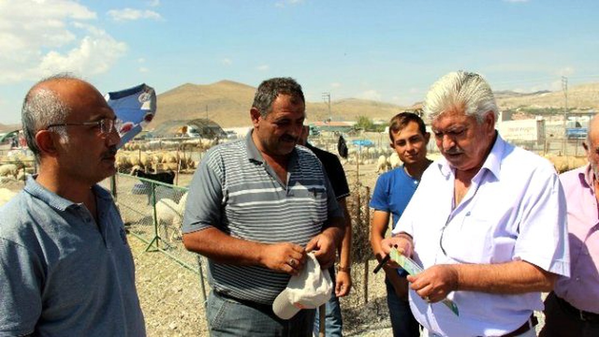 Kesob Sahte Parayı Önlemek İçin Besicilere Kalem Dağıttı