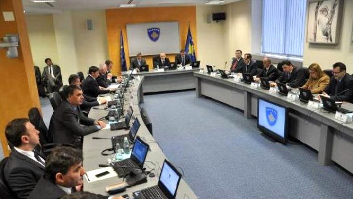 Kosova Hükümeti 16 Yıl Sonra Savaş Gazilerine Maaş Bağladı