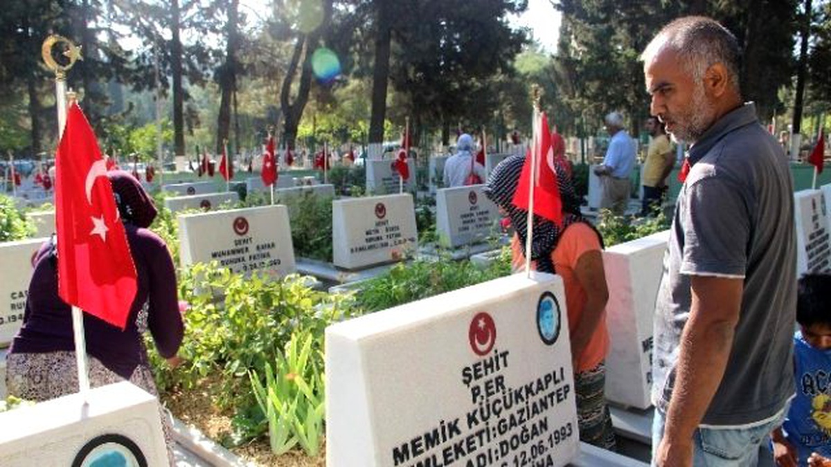 Şehit Babası: "Ne Zaman Terör Operasyonları Durursa Evlatlarımız O Zaman Ölür"