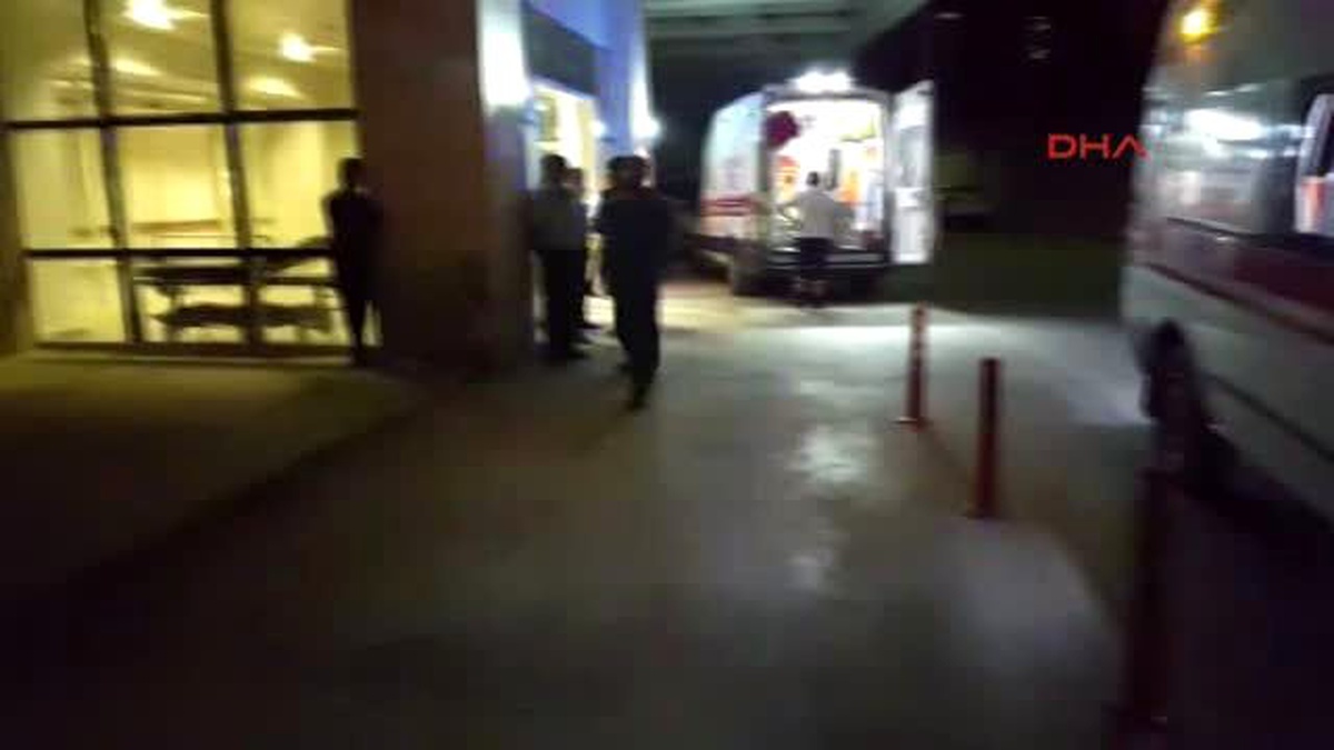 Siirt\'te Pkk, Askerlere Roketatarla Saldırdı: 2 Yaralı