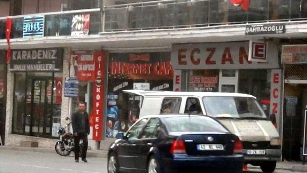 Dün Beşik Gibi Sallanan Simav, Bugün de Depremle Uyandı