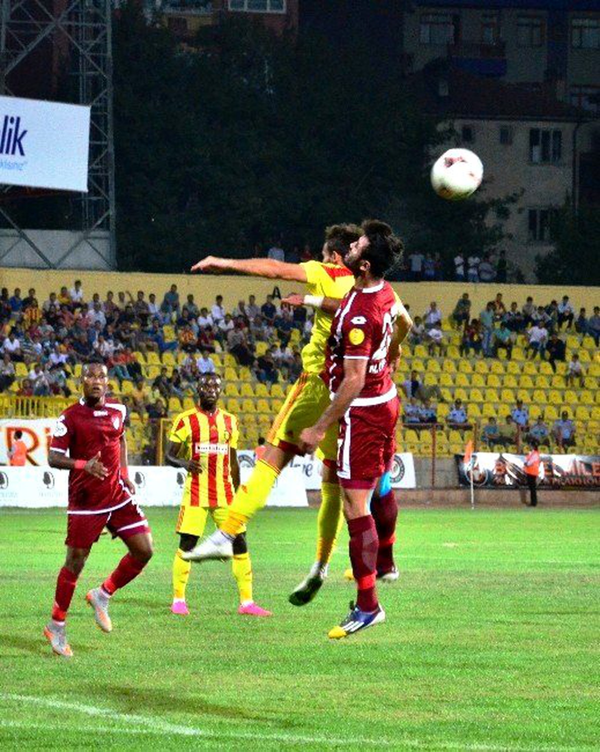 Yeni Malatyaspor ve Elazığspor Pfdk\'ya Sevk Edildi