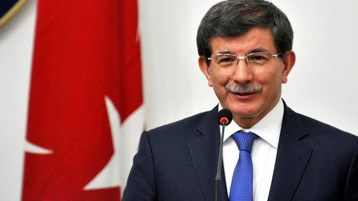 Davutoğlu: Filistin Bayrağını Göndere Çekeceğiz