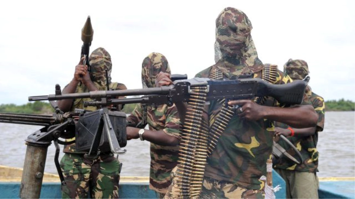 Boko Haram Komutanı: Kur\'an-ı Kerim Okumayı ve Namaz Kılmayı Bilmiyorum