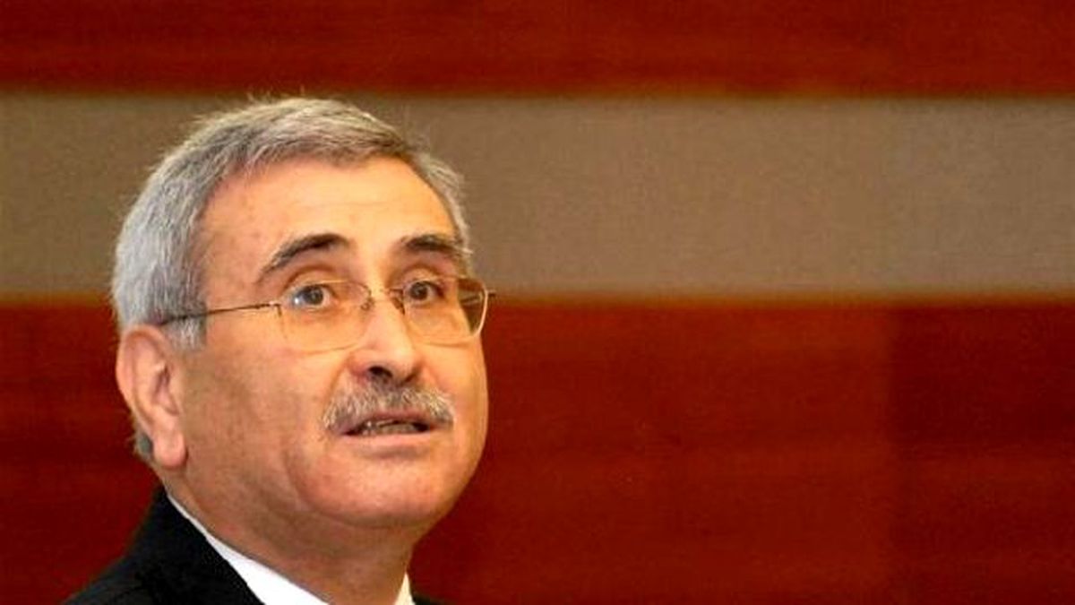 Former Central Bank Governor Sees Coalition Government As Source Of Stability