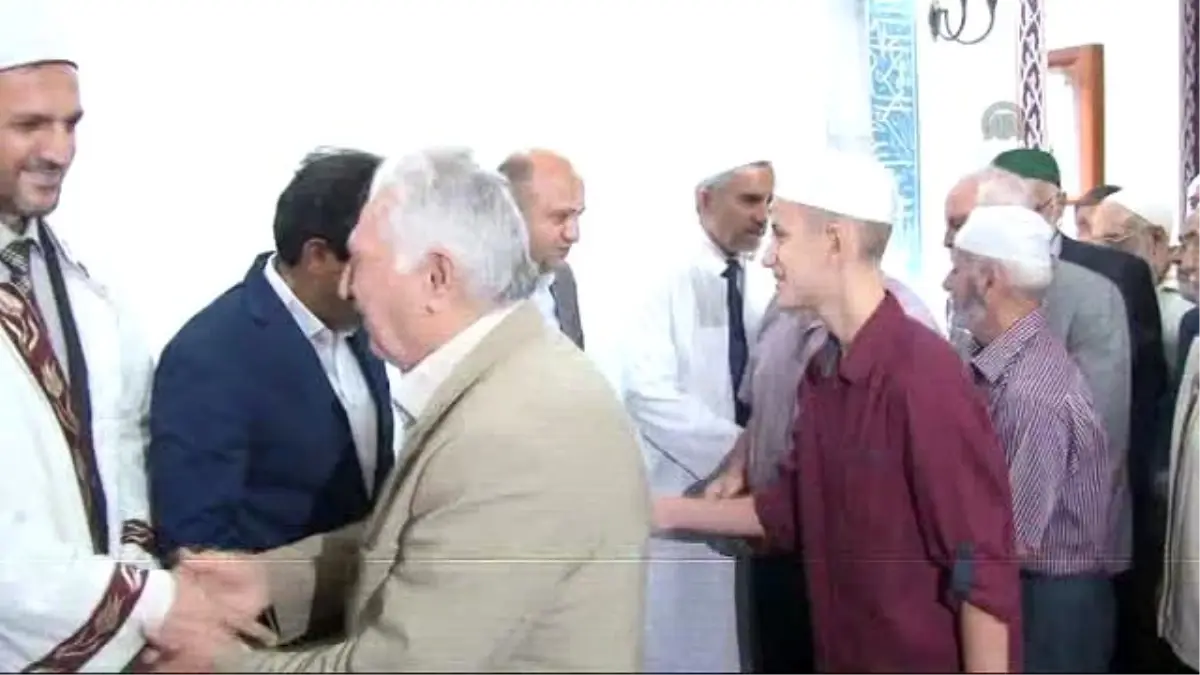 Işık, Bayram Namazının Ardından Soruları Cevapladı